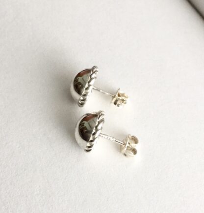 Sterling silver domed twisted wire border stud