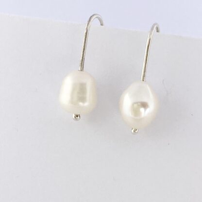 Freshwater pearl & sterling silver drop earrings