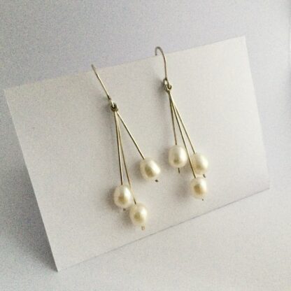 Freshwater pearl & sterling silver drop earrings