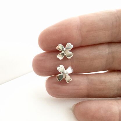 Sterling silver flower stud earrings