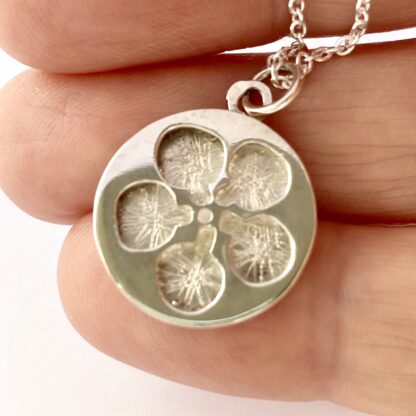 Sterling silver flower pierced charm pendant & chain