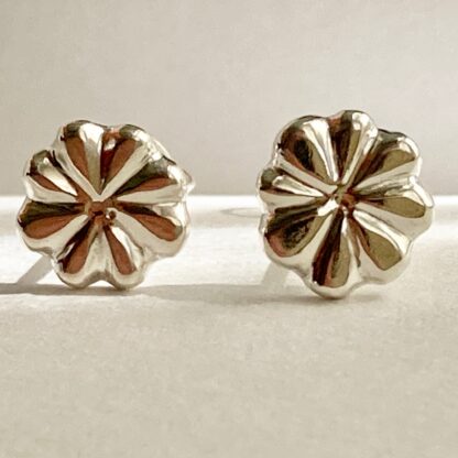 Sterling silver flower stud earrings