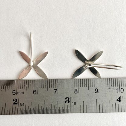 Flower shaped sterling silver drop earrings